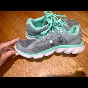 Under Armour Women's Micro G Assert 6 Running Shoe
